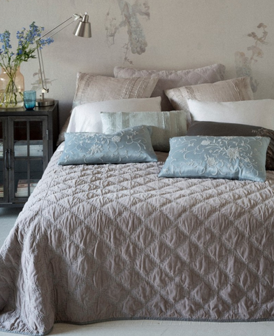 Marseilles King Coverlet in French Grey