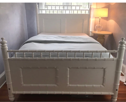 Savannah Queen Bed in Powdered Sugar - Retail $5,424.00