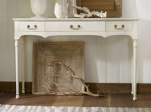 Willow Point Console in Vanilla Bean / Retail $2370